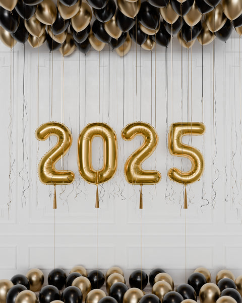 New Years Eve 2025 Balloon Package, in Black and Gold latex balloons, inflated with helium